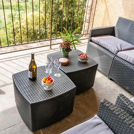 Domaine De Coulon וילה Issirac