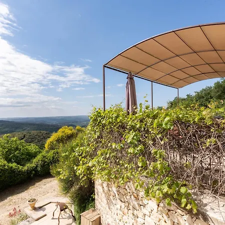 Вилла Domaine De Coulon Issirac