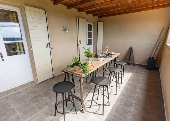 Domaine De Coulon Villa