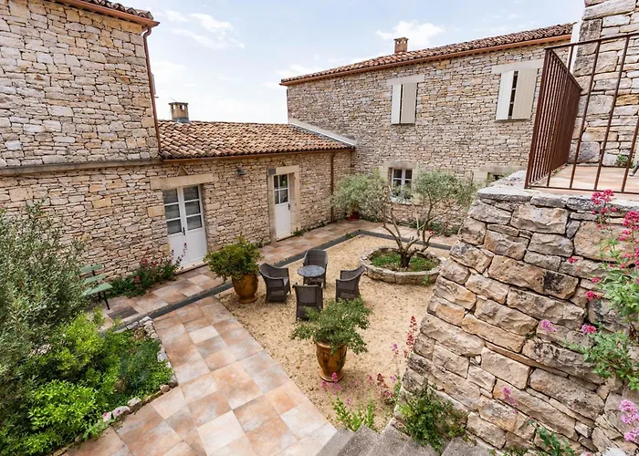 Domaine De Coulon Villa